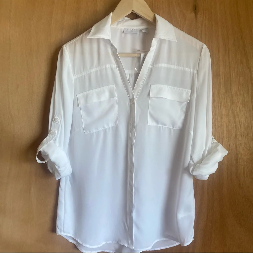 white blouse, New York & Company, NWT size Medium - Picture 1 of 3